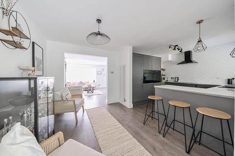 3 bedroom terraced house for sale, Dorchester Court, Mayfare, Croxley Green