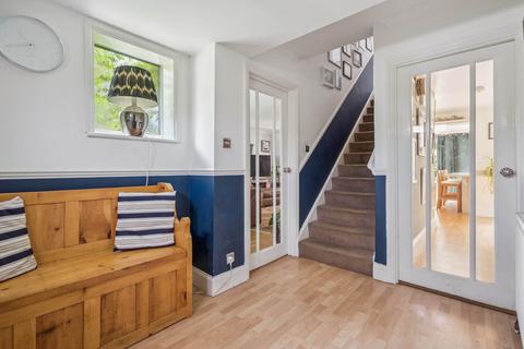 7 Chiltern Way, Tring, HP23 5JX