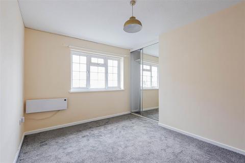 2 bedroom house for sale, Court Newton, Court Road, Barry