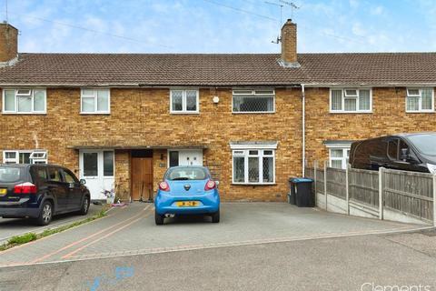 8 Highbarns, Hemel Hempstead, HP3 8AG