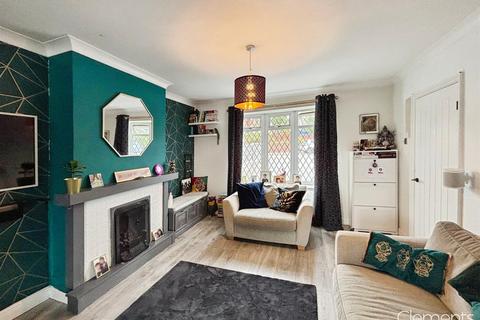 8 Highbarns, Hemel Hempstead, HP3 8AG
