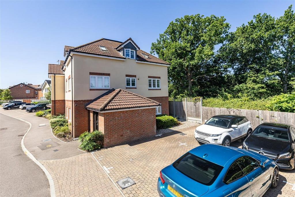 2 Archer Close  (16).jpg