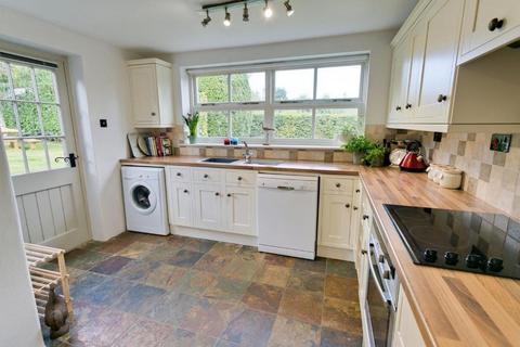 4 bedroom cottage for sale, Llangoed, Beaumaris