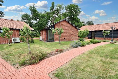2 bedroom bungalow for sale, Chapel Road, Carlton Colville, Lowestoft