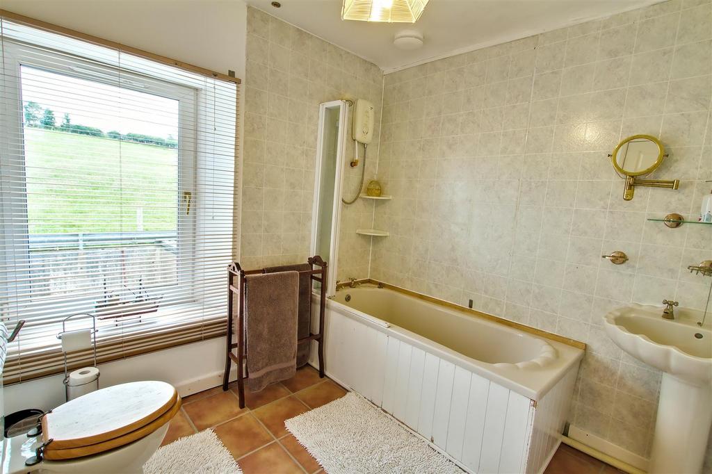 Jack & Jill En-Suite bedroom 1