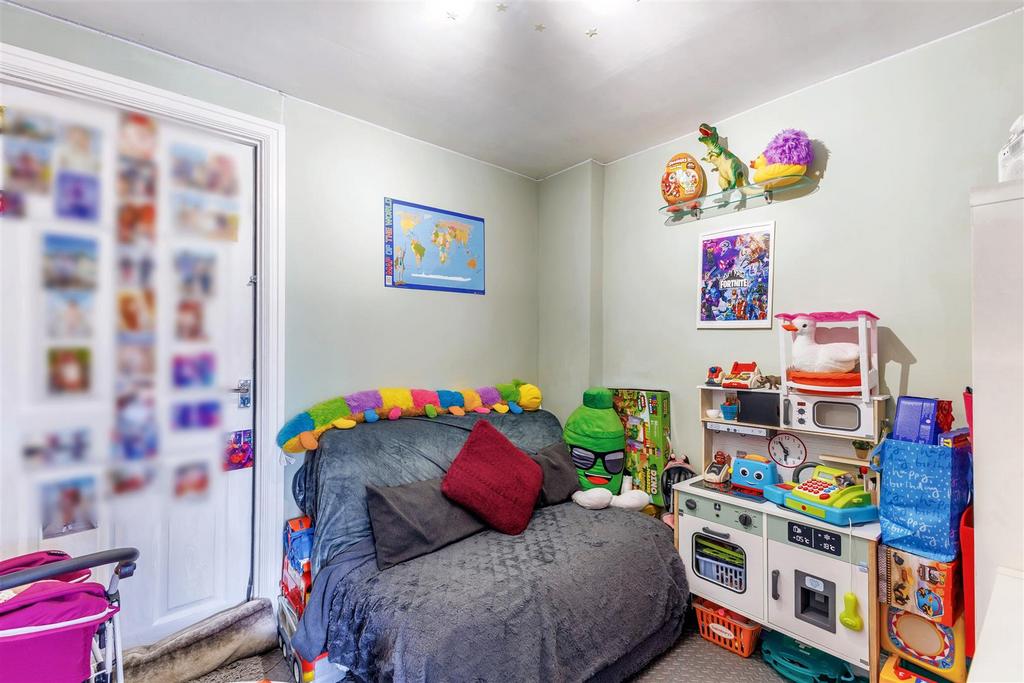 6 R1 A3240-HDR.jpeg