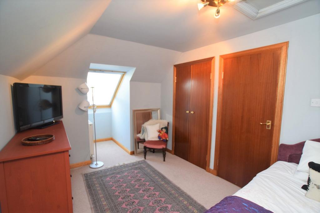 Logie, Kirkton Road, Dumfries, DG1 1 SH - Grieve Gr