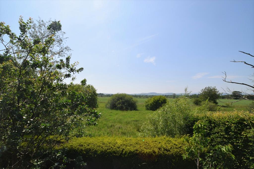 Logie, Kirkton Road, Dumfries, DG1 1 SH - Grieve Gr