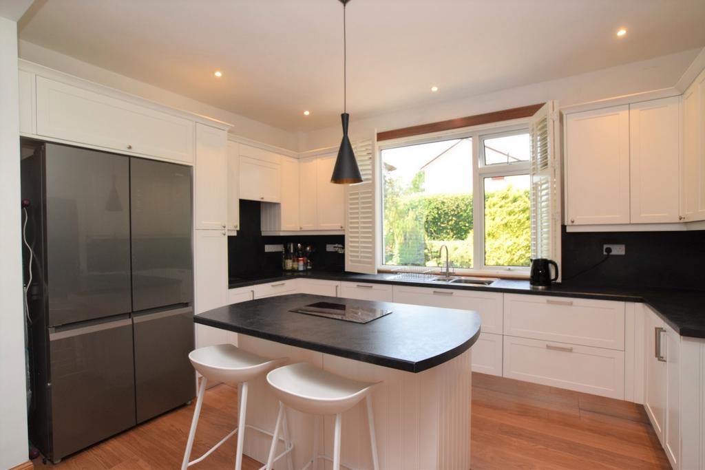 Logie, Kirkton Road, Dumfries, DG1 1 SH - Grieve Gr
