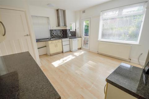 2 bedroom semi-detached house to rent, Hurlfield Avenue, S12