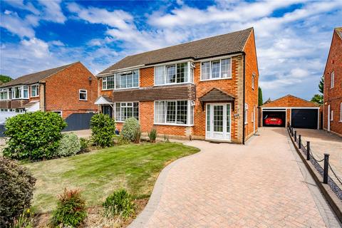 3 bedroom semi-detached house for sale, Louth Road, Holton-le-Clay, Grimsby, Lincolnshire, DN36
