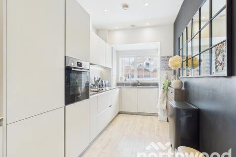 3 bedroom detached house for sale, Highwood Drive, Chilmington Lakes, Ashford, TN23