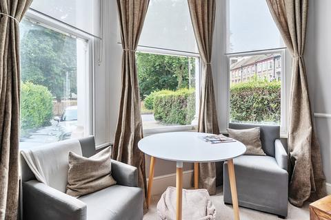 2 bedroom apartment for sale, Charlton Road, Blackheath