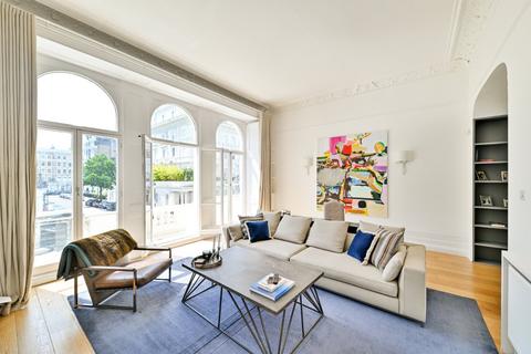 3 bedroom flat for sale, Queen's Gate Terrace, South Kensington, London