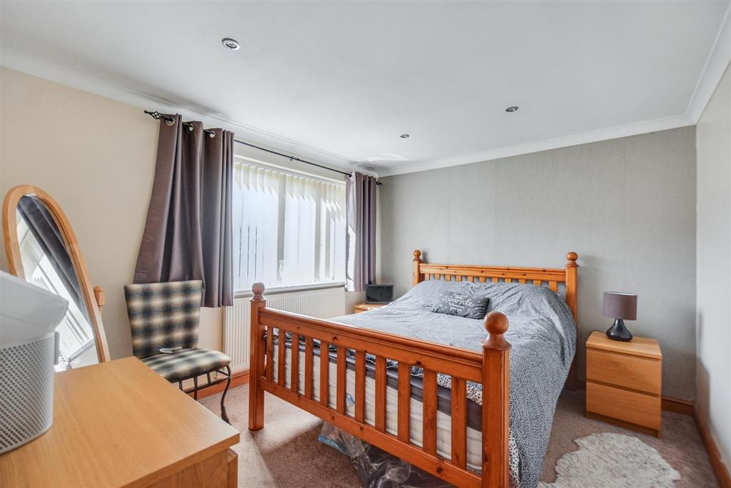 Bedroom 2 1.jpeg