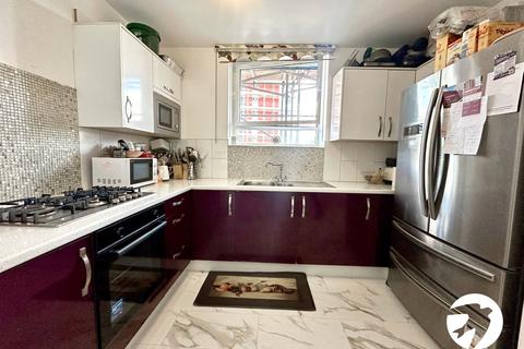 2 bedroom flat for sale, Lewisham Park, London, SE13