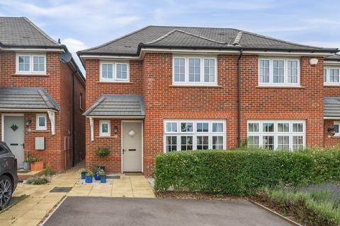 undefined, Hop Fields, Alton, Hampshire, GU34