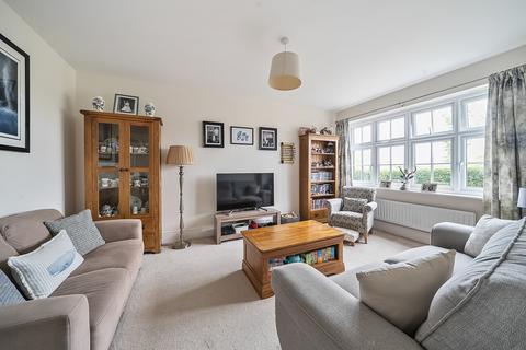 undefined, Hop Fields, Alton, Hampshire, GU34