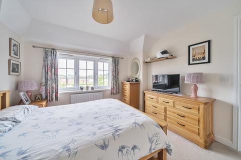undefined, Hop Fields, Alton, Hampshire, GU34