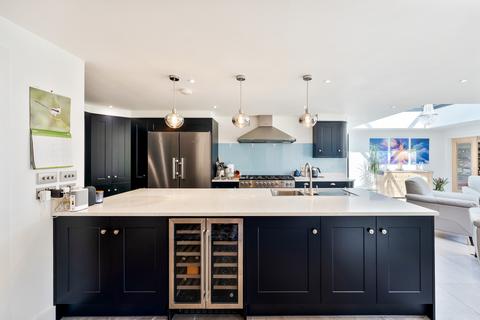 6 bedroom detached house for sale, Queens Drive, Taunton TA1