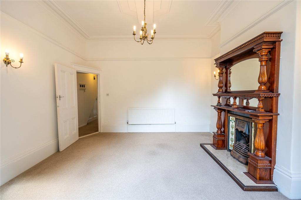 Living Room (2)