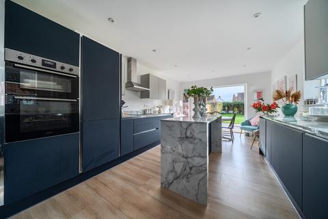 undefined, Broadwell Road, Wrecclesham, Farnham, GU10