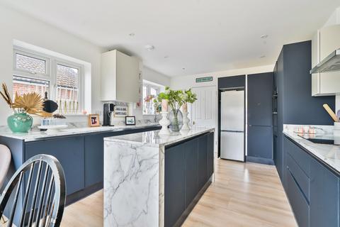 undefined, Broadwell Road, Wrecclesham, Farnham, GU10