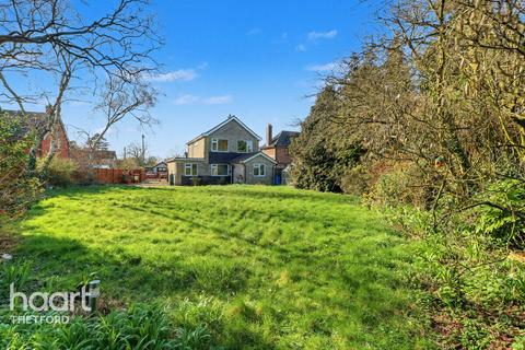 3 bedroom detached house for sale, Watton Road, Great Hockham