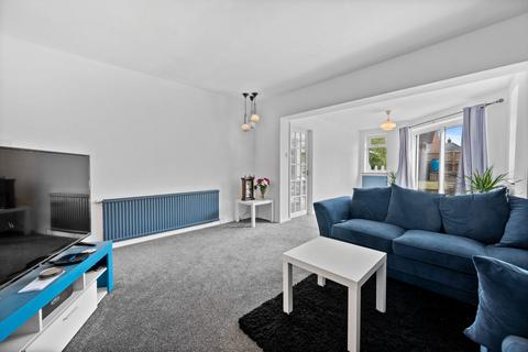 3 bedroom detached house for sale, Neale Avenue, Kettering NN16