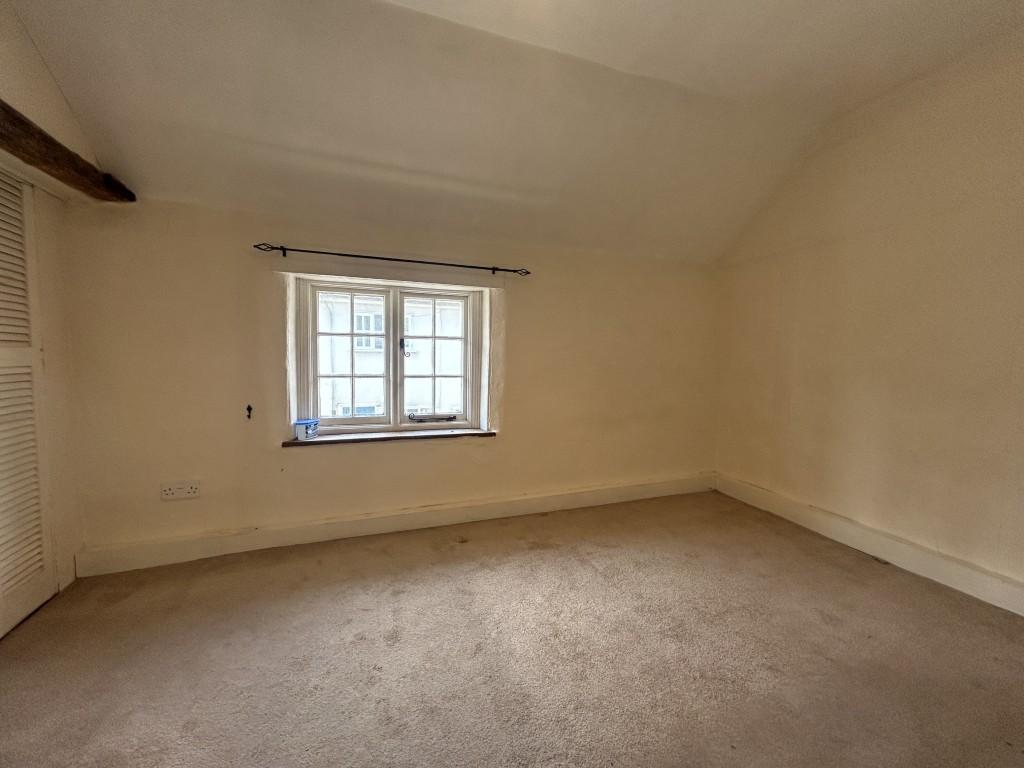 5 Medium T202507041009.jpg
