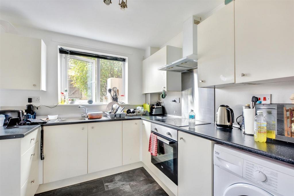Kitchen 3.jpeg