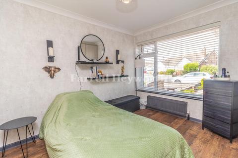 8 Frinton Grove, Blackpool, FY2 0DD