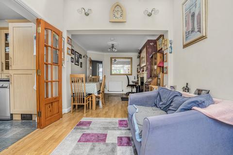 3 bedroom semi-detached house for sale, Kendrey Gardens, Twickenham, TW2