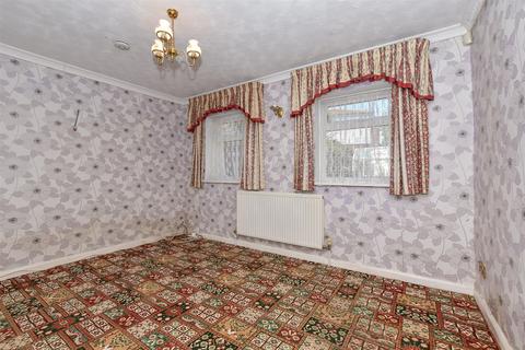 2 bedroom semi-detached house for sale, Shipman Avenue, Canterbury, Kent