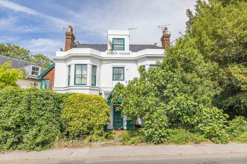 2 bedroom flat for sale, Old Dover Road, Canterbury, Kent, CT1