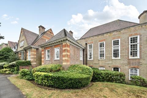 Cottage Close, Harrow