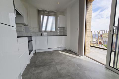 2 bedroom flat to rent, Sligo House,