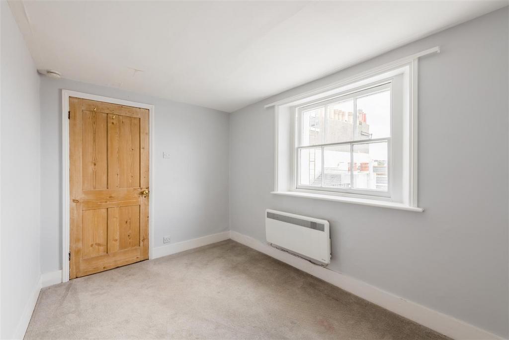 Flat 16, 5-6 Sussex Square-12.jpg