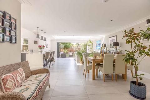 4 bedroom semi-detached house for sale, Hawthorn Lane, Farnham Common SL2