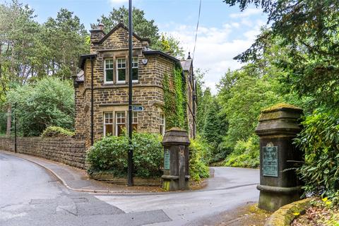 undefined, The Hollies Lodge, Weetwood Lane, Leeds, West Yorkshire