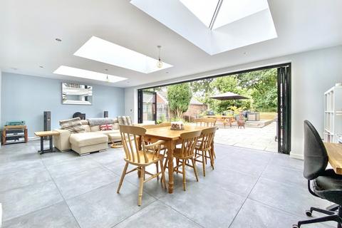 4 bedroom detached house for sale, Peters Road, Locks Heath