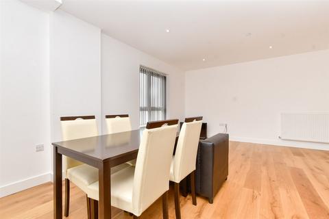 2 bedroom apartment for sale, Russell Hill, West Purley, Surrey