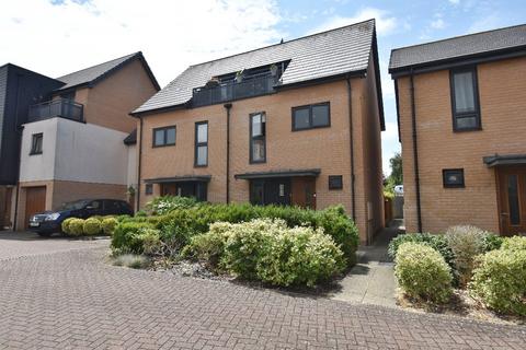 3 bedroom semi-detached house for sale - Neath Farm Court, Cambridge