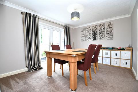 5 Lingards Drive, Astley, Manchester, M29 7FD