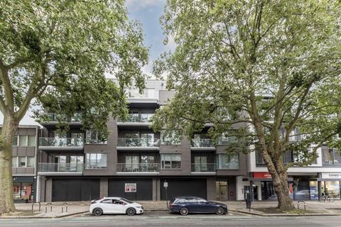 1 bedroom flat to rent, Chiswick High Road, London W4