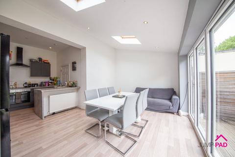 4 bedroom end of terrace house for sale, Cross Lane, Newton-Le-Willows, WA12