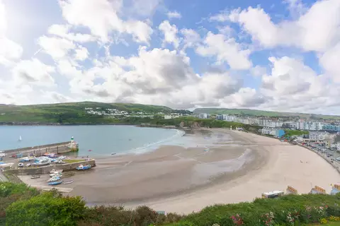 2 bedroom flat for sale, Flat 6, Beachmount Highcliffe, Port Erin