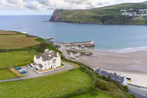 2 bedroom flat for sale, Flat 6, Beachmount Highcliffe, Port Erin