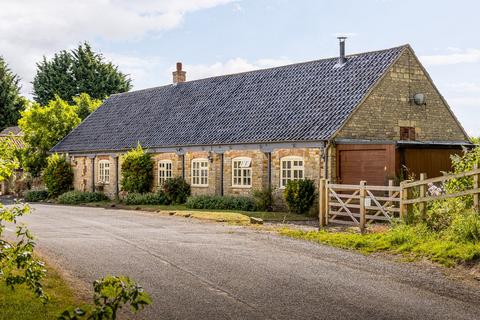 5 bedroom detached house for sale, Hall Lane, Grantham NG31