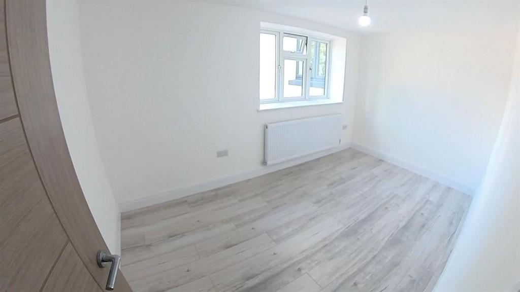 Bright and clean single bedroom featuring moder...